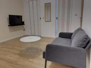 Jean 1A Brussels-Charleroi-Airport - Fleurus