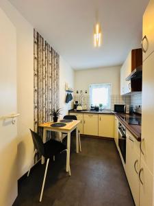 Apartment Am Spremberger Turm, 65qm, 2 Schlafzimmer, Küche, Parkplatz, Balkon, Waschmaschine