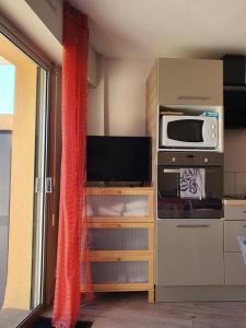 Charmant studio fonctionnel avenue des alliés