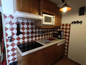 Appartements Chalet Du Bois De Suffin N 8 - Appartement cosy a 50m des pistes ! Plein sud - Terrasse - garage MAE-8664 : photos des chambres