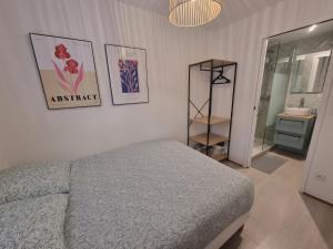 Magnifique vue plage à 50m, WIFI, très joli et moderne appt 1 chambre, 4 couchages 2 adultes 2 enfants