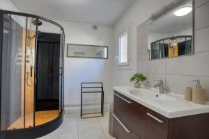 Appartements 2 pieces, charmant, central, climatise, Amorada  : photos des chambres