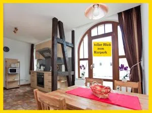 Ferienwohnung Auszeit am Kurpark Bad Berka - Balkon - ruhige Lage- gratis Parkplatz & WLAN - 鲁多尔施塔特