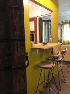 Studio piscine jacuzzi au milieu des vignes