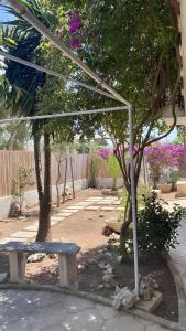 House with Garden 30 meters from the Sea