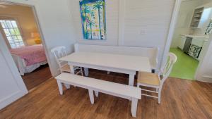 Twelve Palms Cottage by Tybee Vacation Rentals