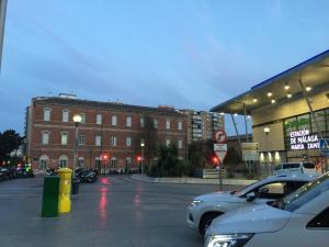 Hevres Centro 2 Parking Gratuito