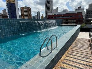 Apartamento 2 quartos na melhor localização, com piscina, próximo a praia