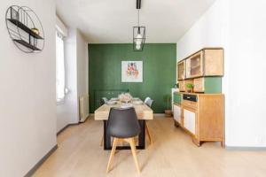 MAISON DE VILLE AVEC GARAGE ET TERRASSE