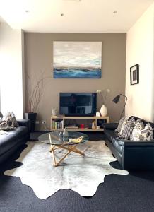 escape at collins PENTHOUSE Apartment Melbourne CBD