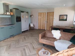 Vakantiehuisje het Hert, mooi centraal in Friesland