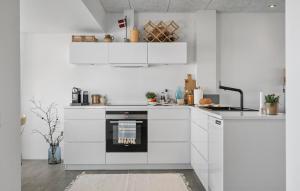 Cozy Apartment In Lemvig With Sauna