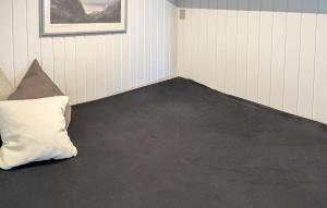 2 Bedroom Stunning Home In Vinderup