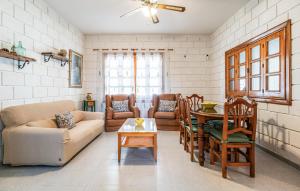 Nice Home In Alhaurin De La Torre