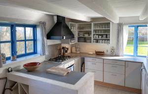 Cozy Home In Horslunde With Wifi