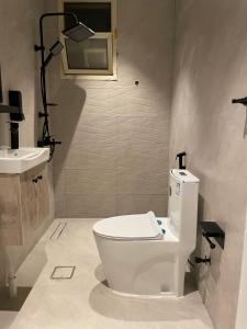 شقة فاخرة غرفتين نوم بمدخل خاص دخول ذاتي