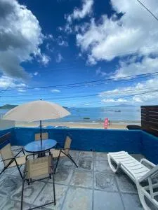 Apartamento Beira Mar em Bombinhas - 孜姆布洛斯