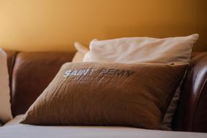 Namaste Home, votre havre de paix à St Rémy ! Parking wifi inclus