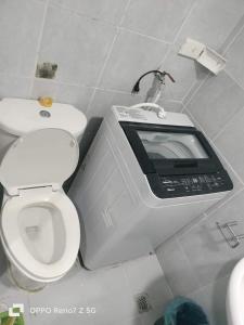 Verlyn Place At Sea Residences Near Moa