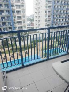 Verlyn Place At Sea Residences Near Moa