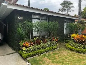 Country house in nature - San Antonio