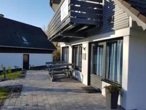 Ferienhaus in Feriendorf Silbersee mit Garten - 诺伊基兴