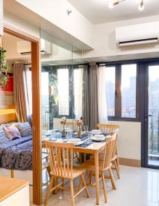 Awesome Corner at Shore 3 Mall of Asia near Airport