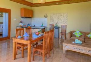 Puri Ume Dewi Deluxe Room