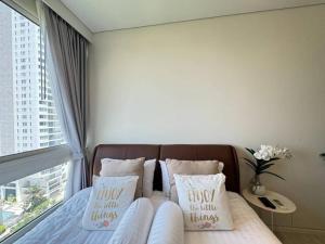 Luxury Seaview Condo