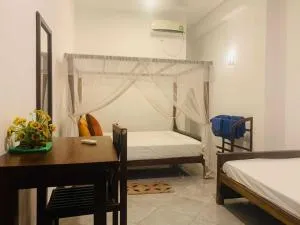 The Fort House - Delkada