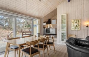 Holiday Home Tørveskæret Nexø Ix