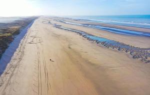 Awesome Home In Hucqueliers With Wifi