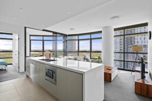 105OP Abnb-Style Spectacular Park View 2BR Apt with Free Parking