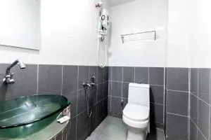 Super OYO 258 Hotel SMC Alam Avenue - Kampong Pandan