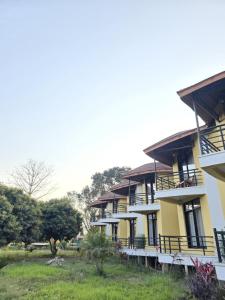 Mirajriversidevillageresort