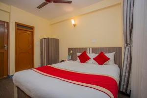 OYO 297 Hotel Aayam