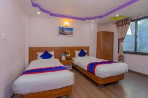 OYO 306 Hotel Maheshwor - Thimi