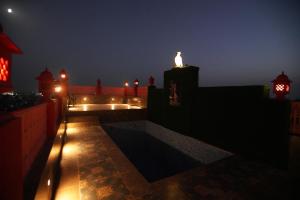 Nirvana Grand by Naavagat 100 mtr from Golden Temple
