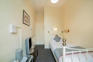 Devine Beach Hotel, Westcliff Southend-On-Sea