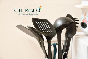 Vinia QC Studio Across Trinoma with Free Fast Wi-Fi