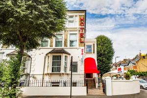 OYO London Guest House - Hotely, Londýn