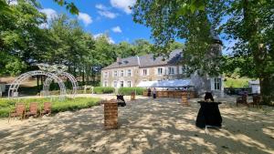 B&B / Chambres d'hotes Chateau de l Aviette - Rancennes : photos des chambres