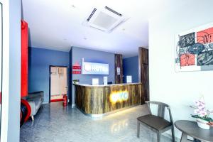 Hotel O Gs Hotels Near Strand Mall