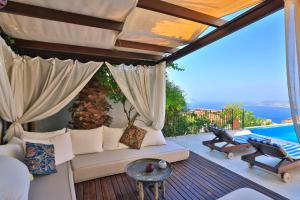 Villa Isinda, Kas town centre