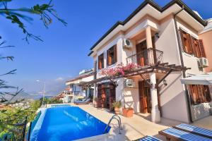 Villa Isinda, Kas town centre