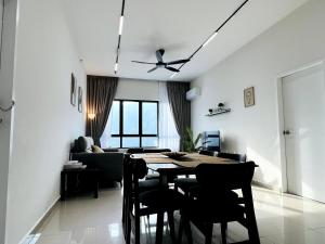 Sunshine Residence Kekloksi View 2R 4pax