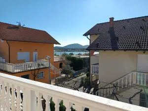 Apartmani Dino - Crnica