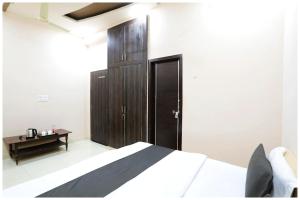 HOTEL SUPERIOR DEV VILLA Near City Park Jaipur