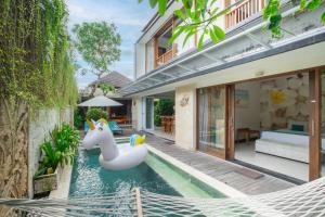 Lacasa3 Villa Legian With Butler