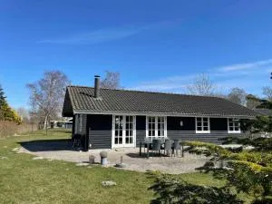 Lovely Cottage With Secluded Garden, - Rodby